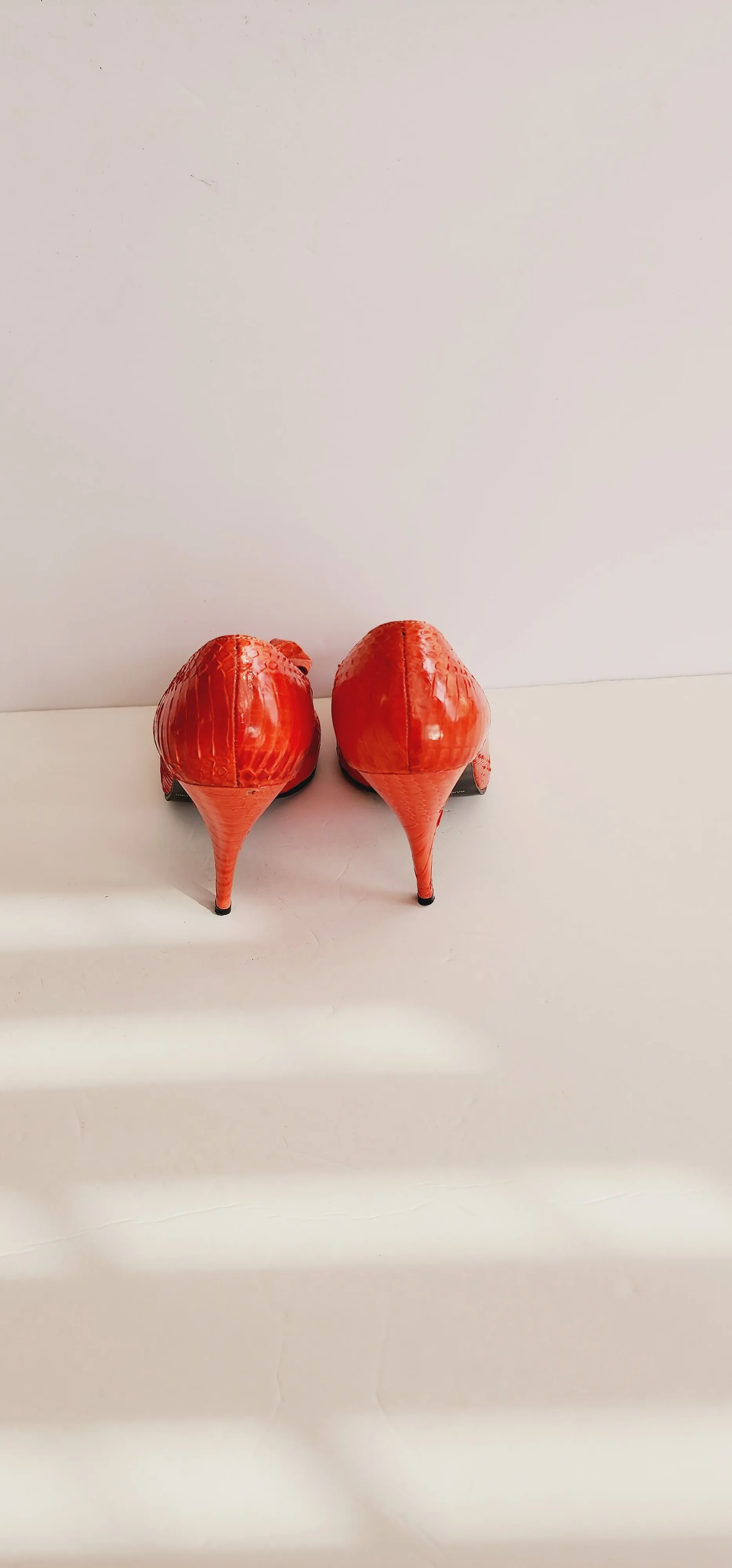 1980s Red High Heels w/Bows Faux Snakeskin Fredericks of Hollywood 8.5