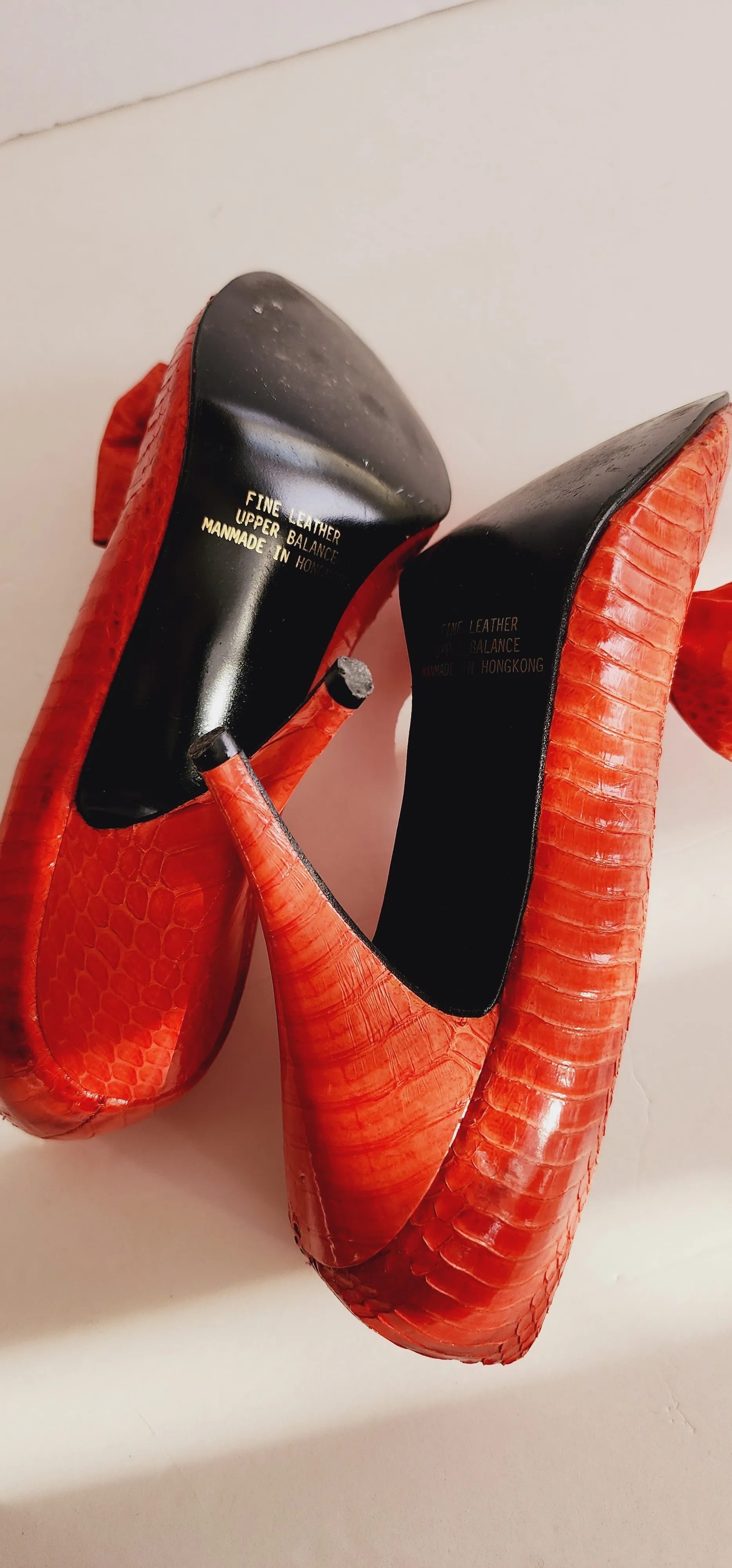 1980s Red High Heels w/Bows Faux Snakeskin Fredericks of Hollywood 8.5