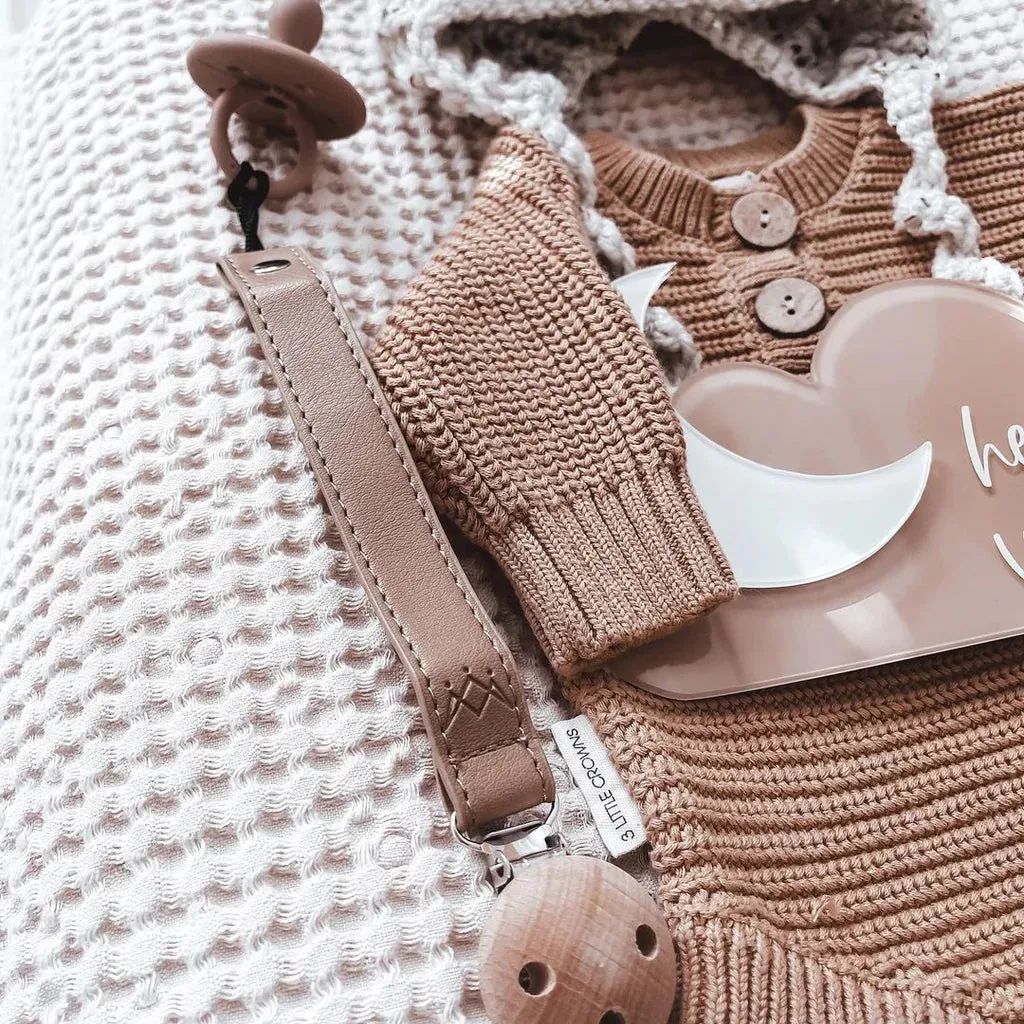 3 Little Crowns Vegan Leather Dummy Clip - Tan