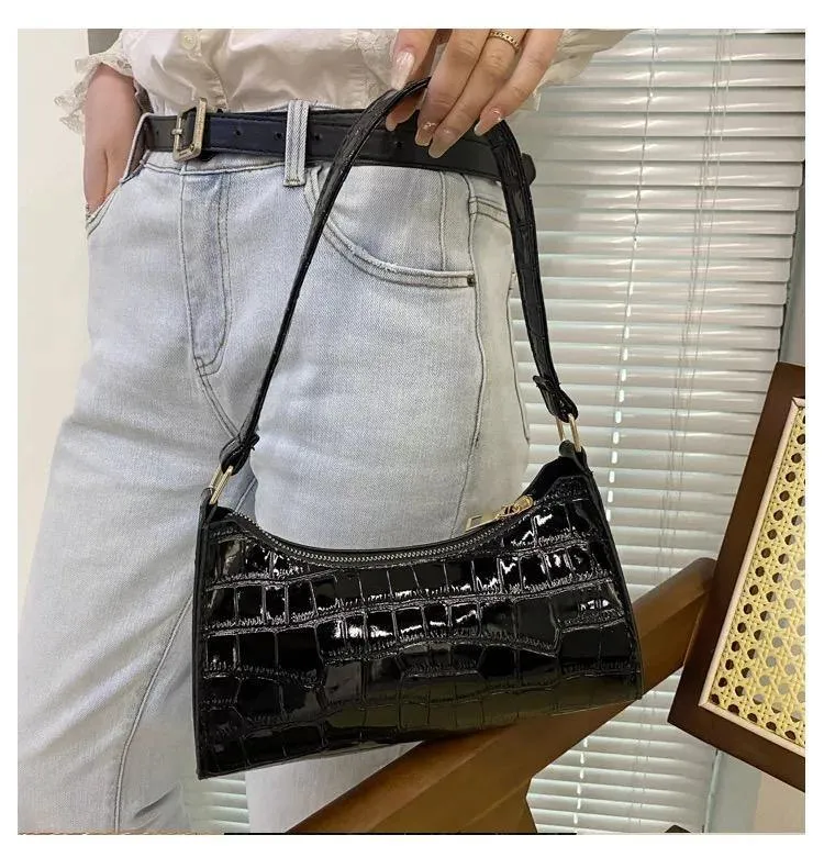 Baddie Bag | black