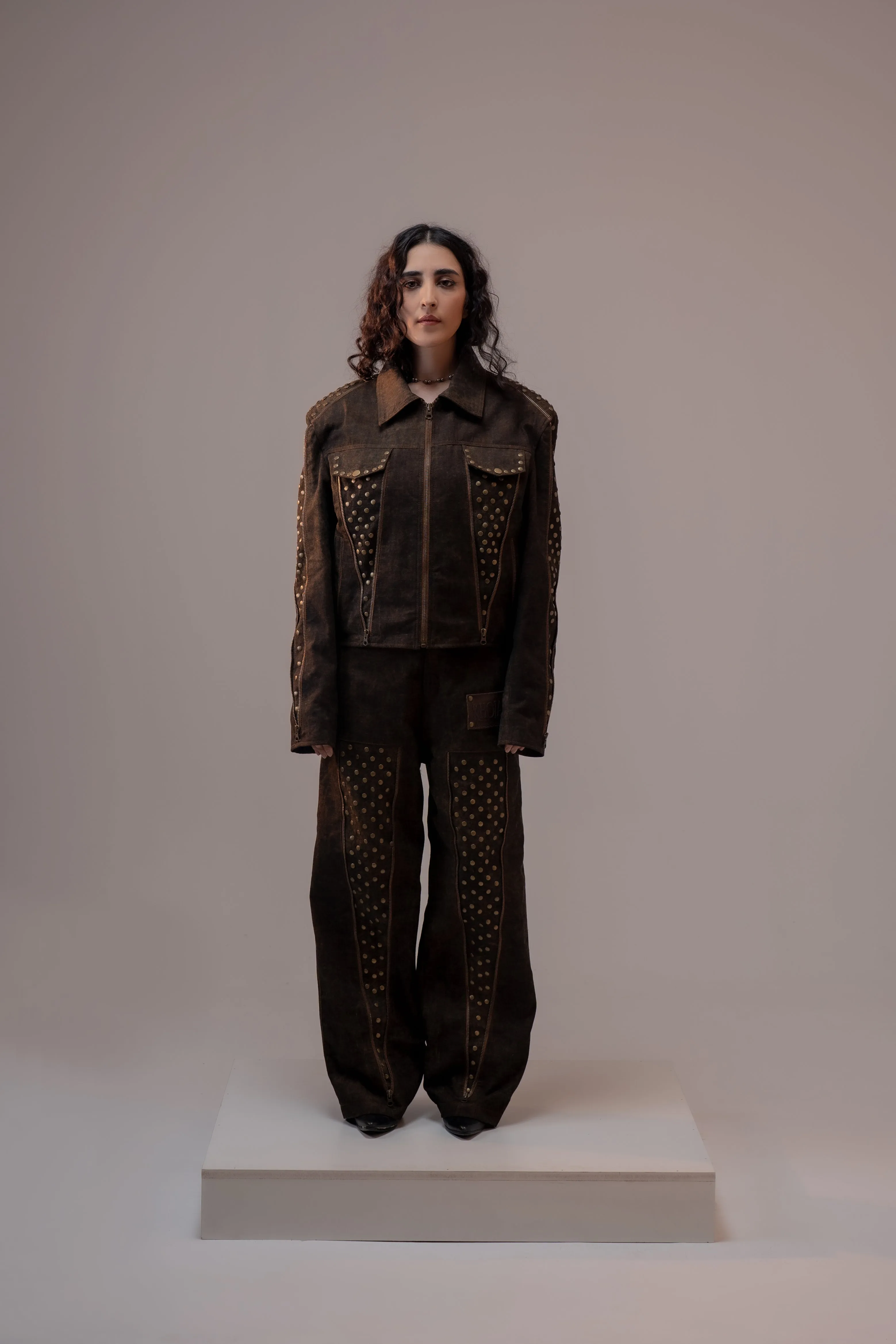 BRASS BOUND ACIDWASH PANTS