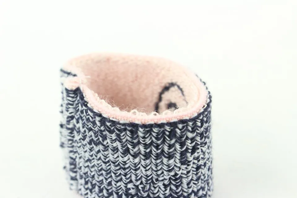 Chanel Pink x Black Gym Bracelet Sweatband Wrist Band 700cas621