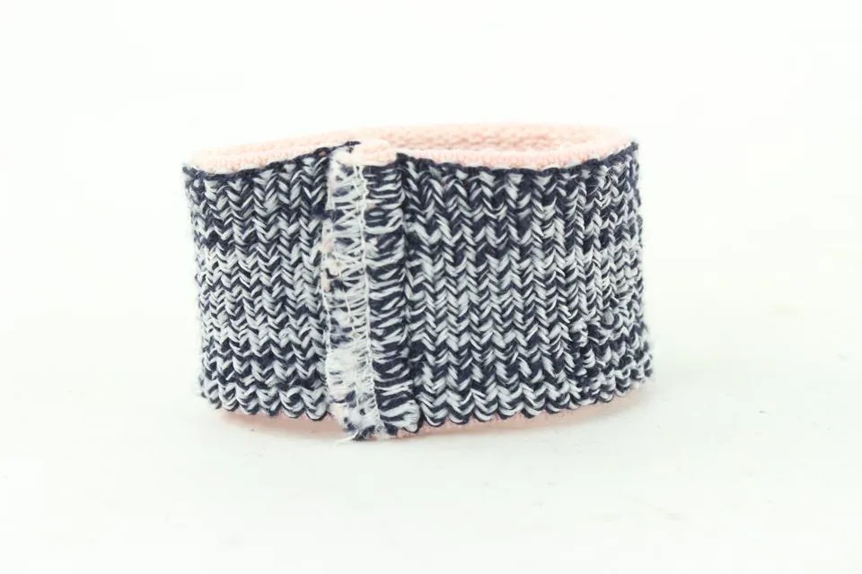 Chanel Pink x Black Gym Bracelet Sweatband Wrist Band 700cas621