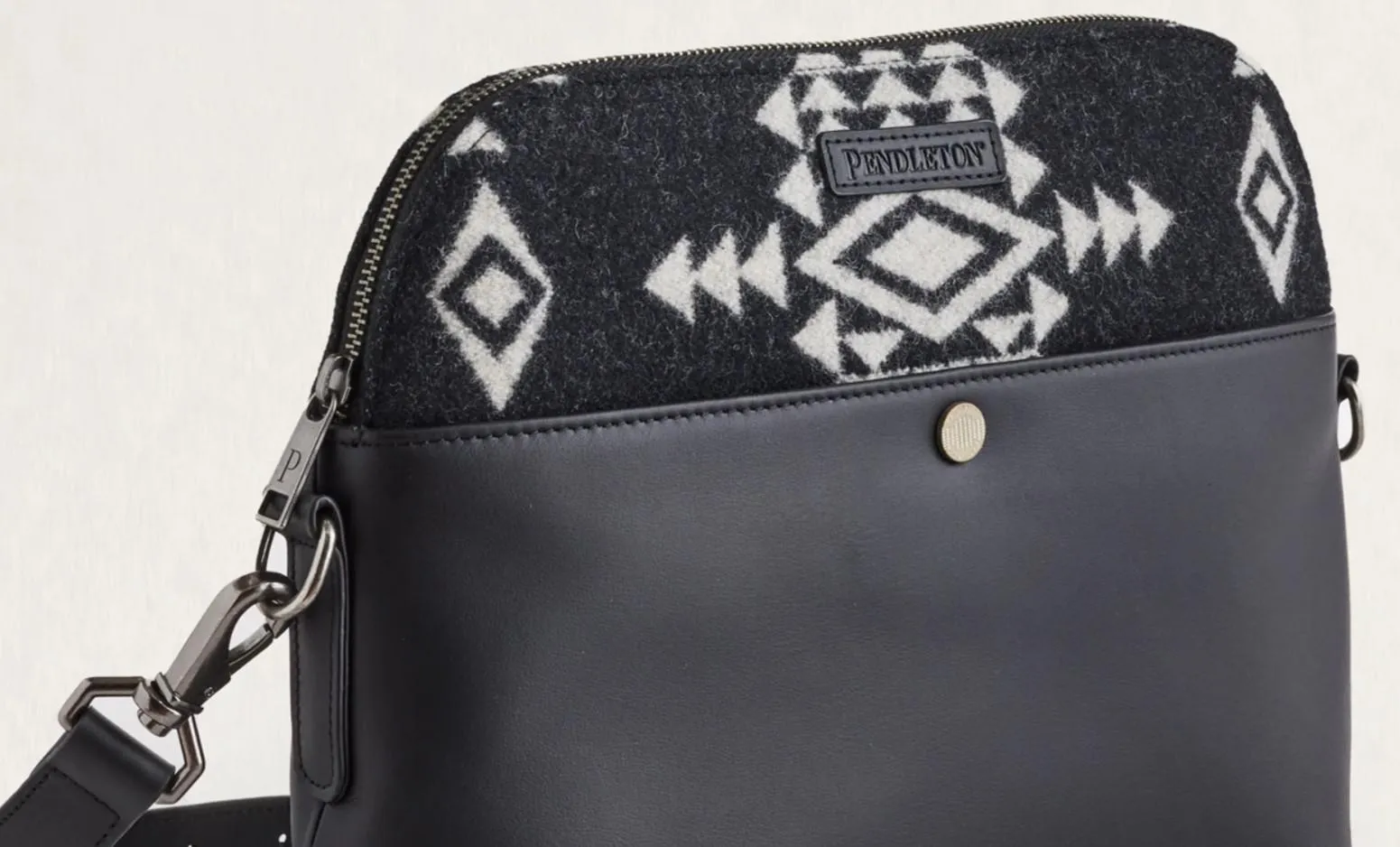 Crossbody Handbag Rock Point Black