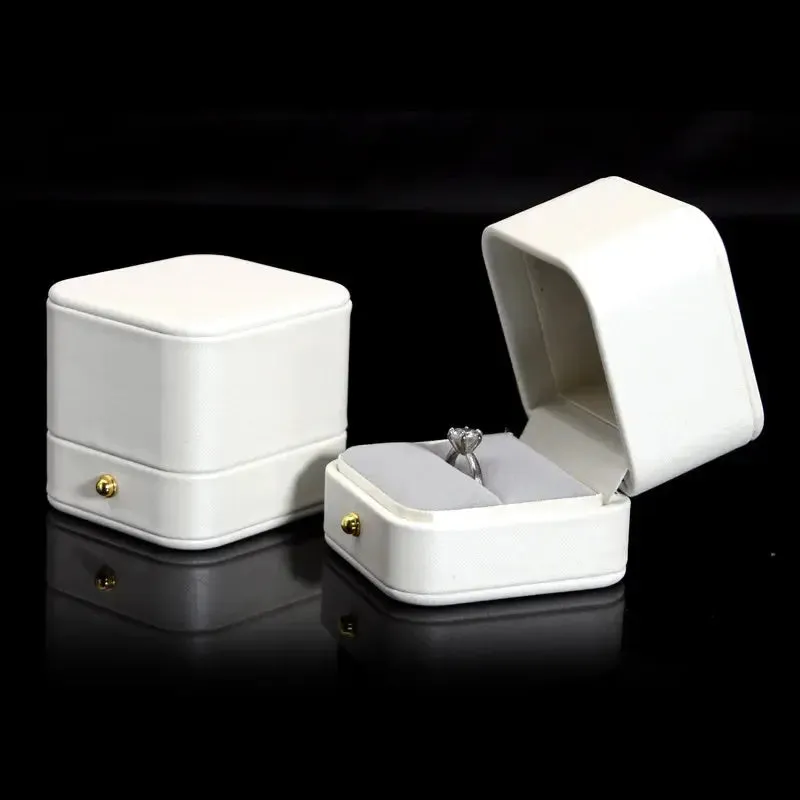 Customized Logo Good Quality Leather Jewellery Gift Packaging Box Pendant Necklace Bracelet Earring Jewelry Ring Cases