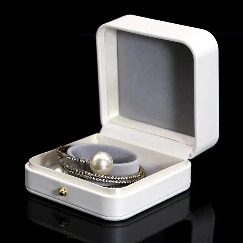 Customized Logo Good Quality Leather Jewellery Gift Packaging Box Pendant Necklace Bracelet Earring Jewelry Ring Cases