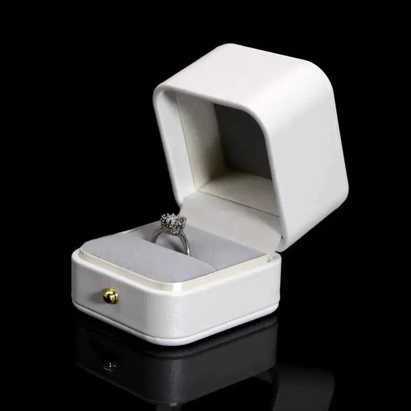 Customized Logo Good Quality Leather Jewellery Gift Packaging Box Pendant Necklace Bracelet Earring Jewelry Ring Cases