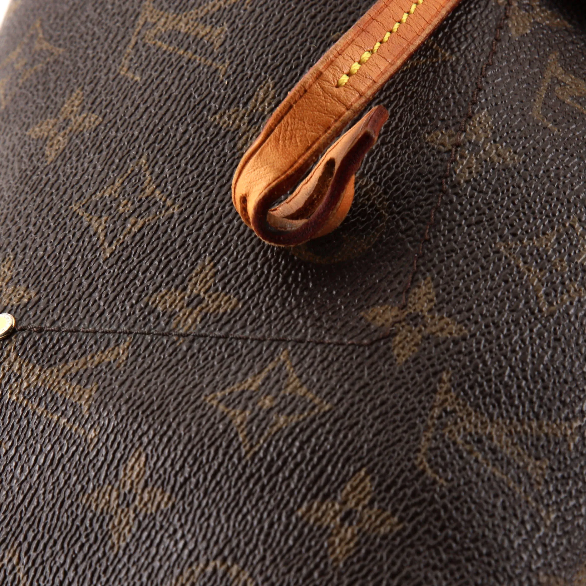 Designer Favorite Handbag Monogram Canvas MM