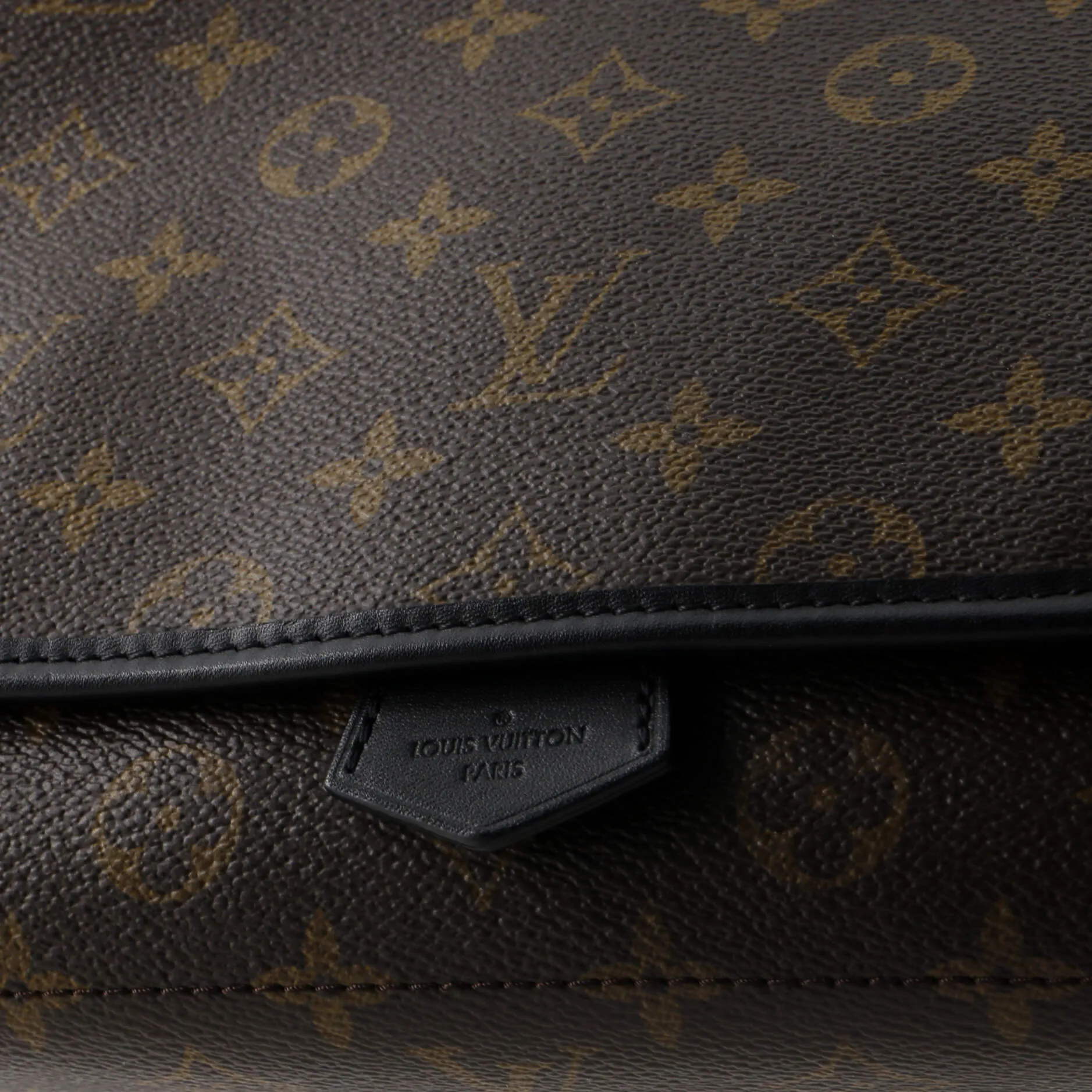 Designer Magnetic Messenger Bag Macassar Monogram Canvas