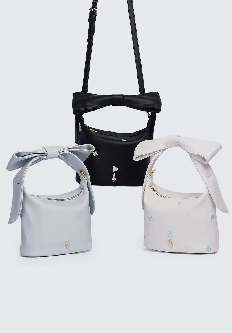 Disney Alice in Wonderland Off To Wonderland Top Handle Bag (Black)
