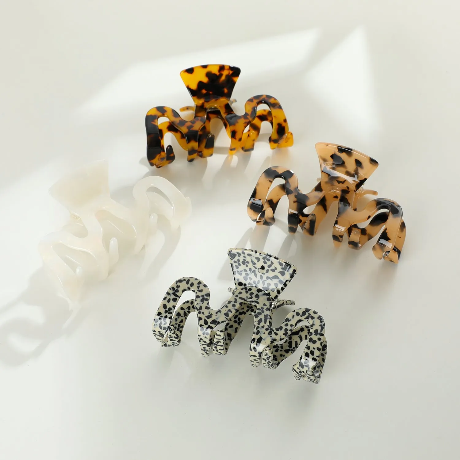 Esme Claw Clip