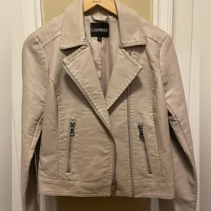 Express Jacket Size M