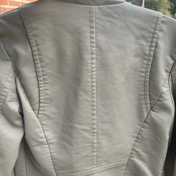 Express Jacket Size M