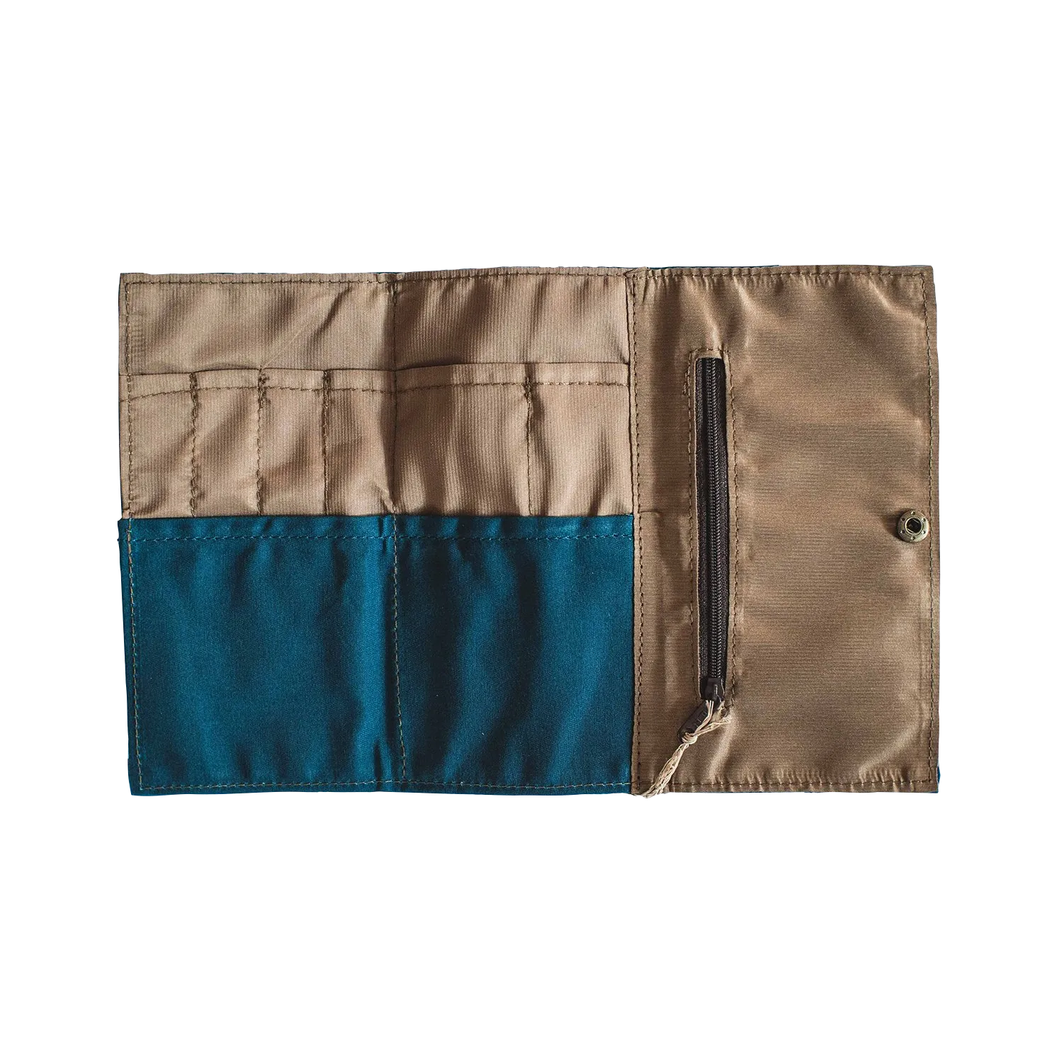 Gouache Cadden Waxed Canvas Trifold Organizer