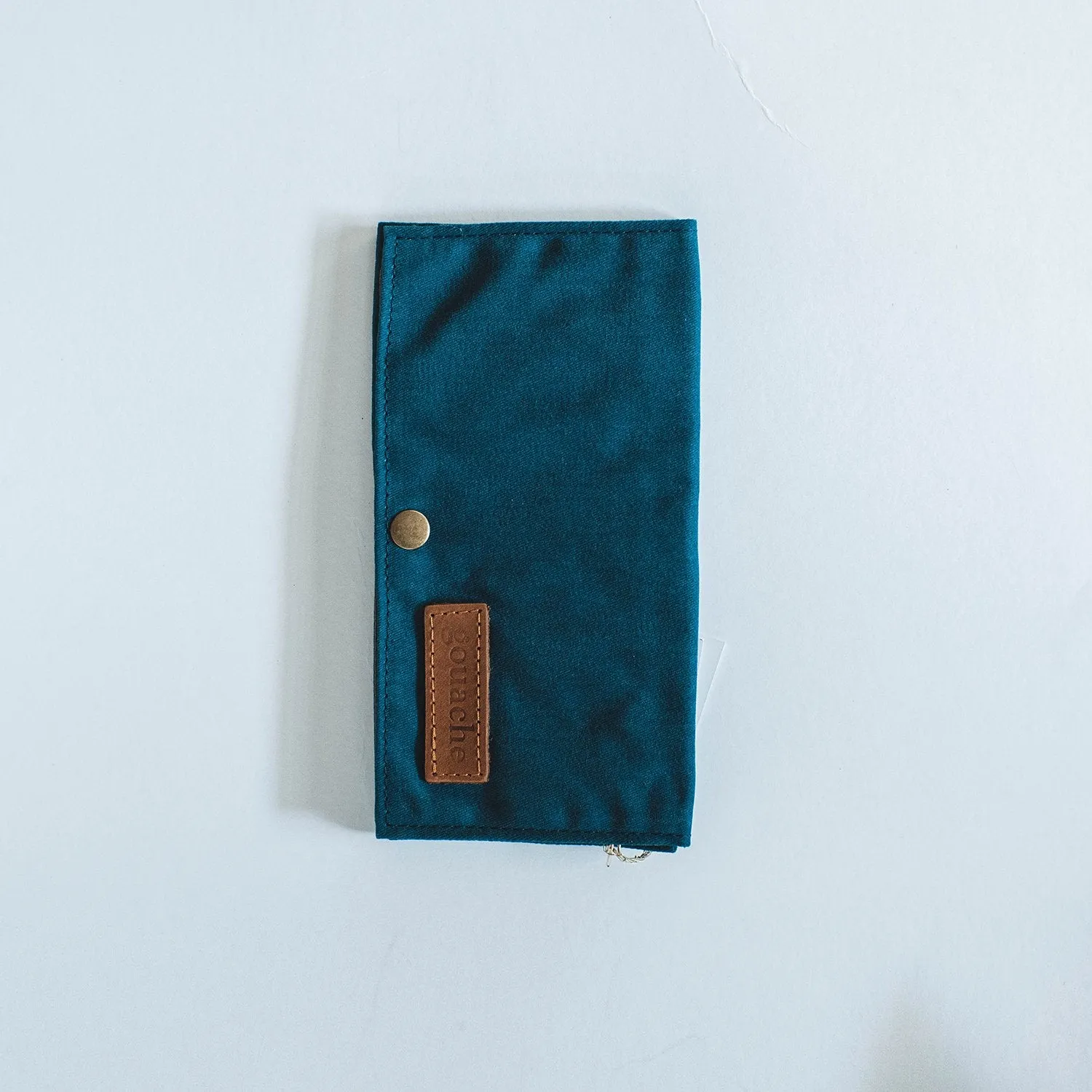 Gouache Cadden Waxed Canvas Trifold Organizer