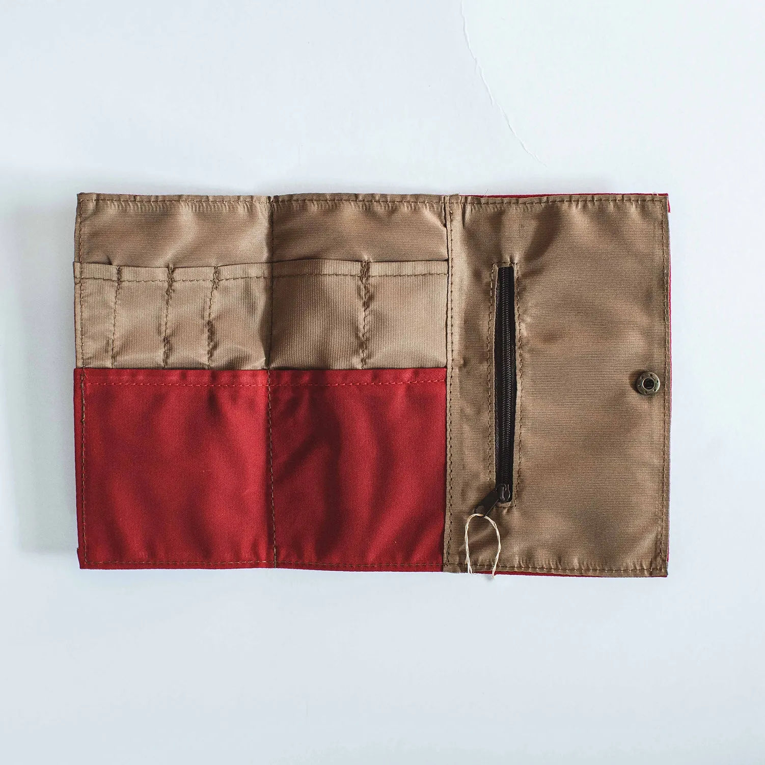 Gouache Cadden Waxed Canvas Trifold Organizer