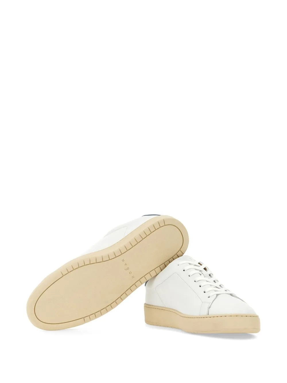 H672 leather sneakers