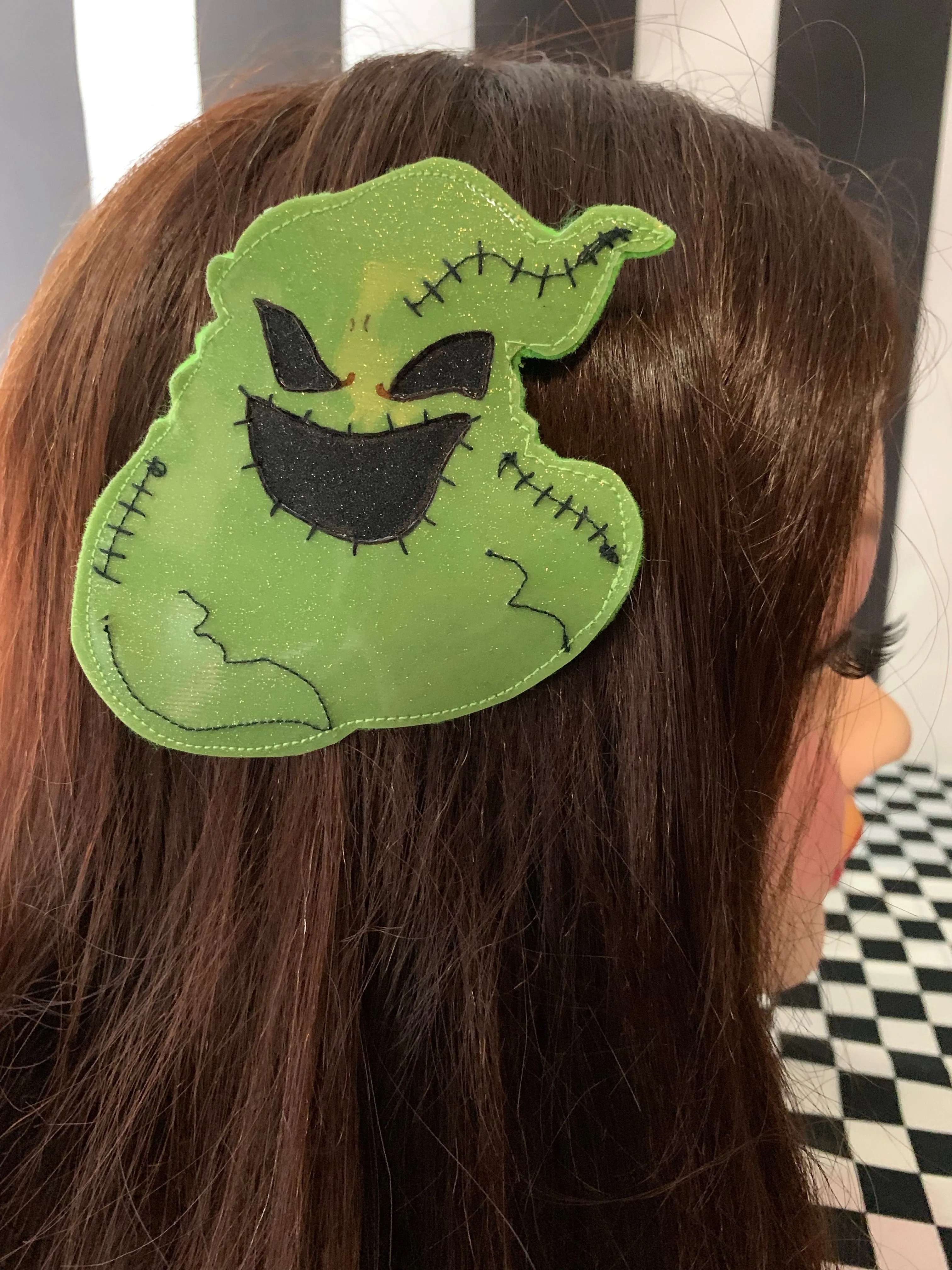 Hair clip Oogie Boogie fan art