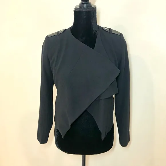 H&amp;M DRAPED BLAZER