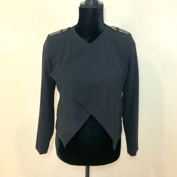 H&amp;M DRAPED BLAZER