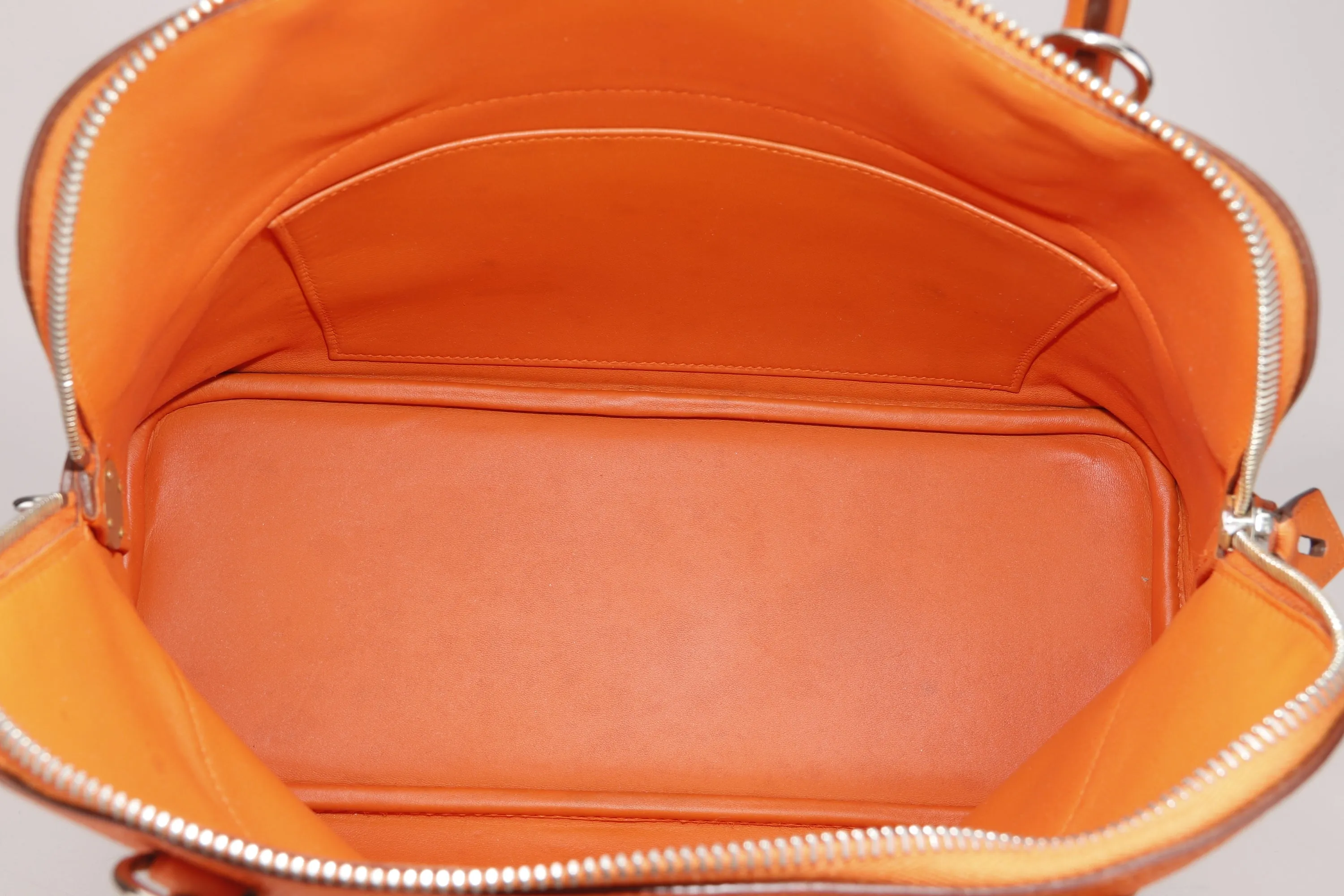 HERMES BOLIDE 31 (STAMP M (2009)) FEU COLOR CLEMENCE LEATHER, WITH KEYS, LOCK, STRAP, RAINCOAT & DUST COVER