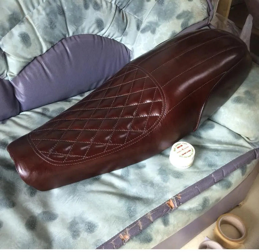 KB-TASCS - Triumph Bonneville Air-Cooled Scrambler Seat