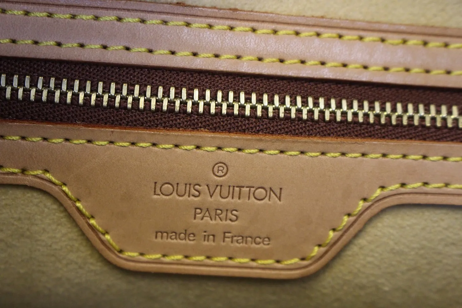 LOUIS VUITTON Monogram Canvas Looping GM Bag