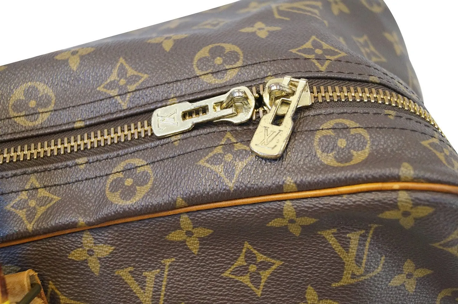 LOUIS VUITTON Monogram Canvas Sirius 50 Soft Suitcase