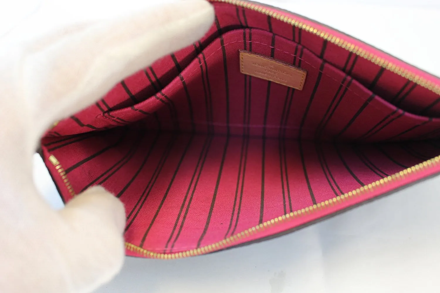 LOUIS VUITTON Monogram Neverfull MM Pochette Wristlet Fuchsia