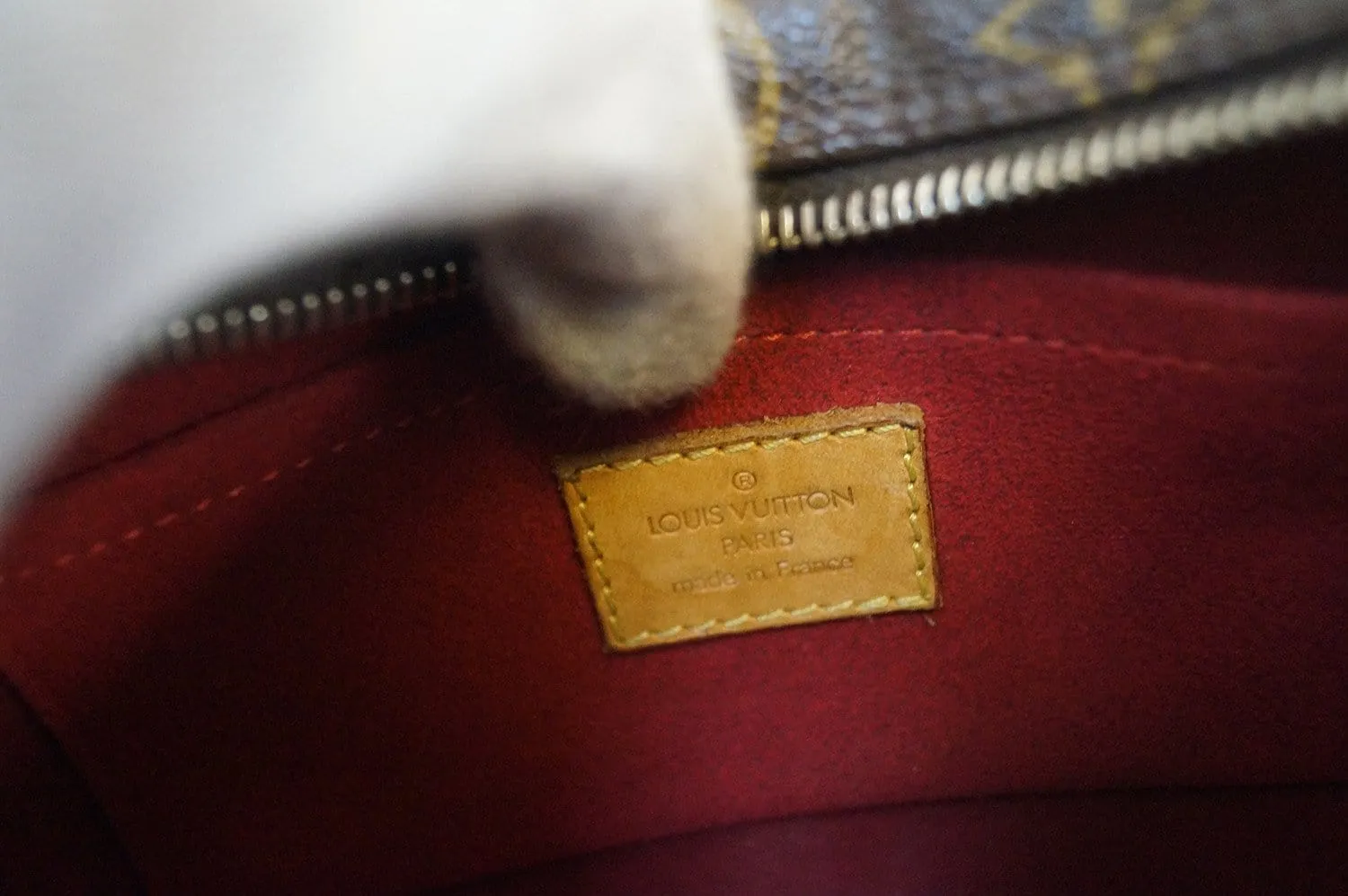 LOUIS VUITTON Monogram Pochette Croissant PM Shoulder Bag - Final Call