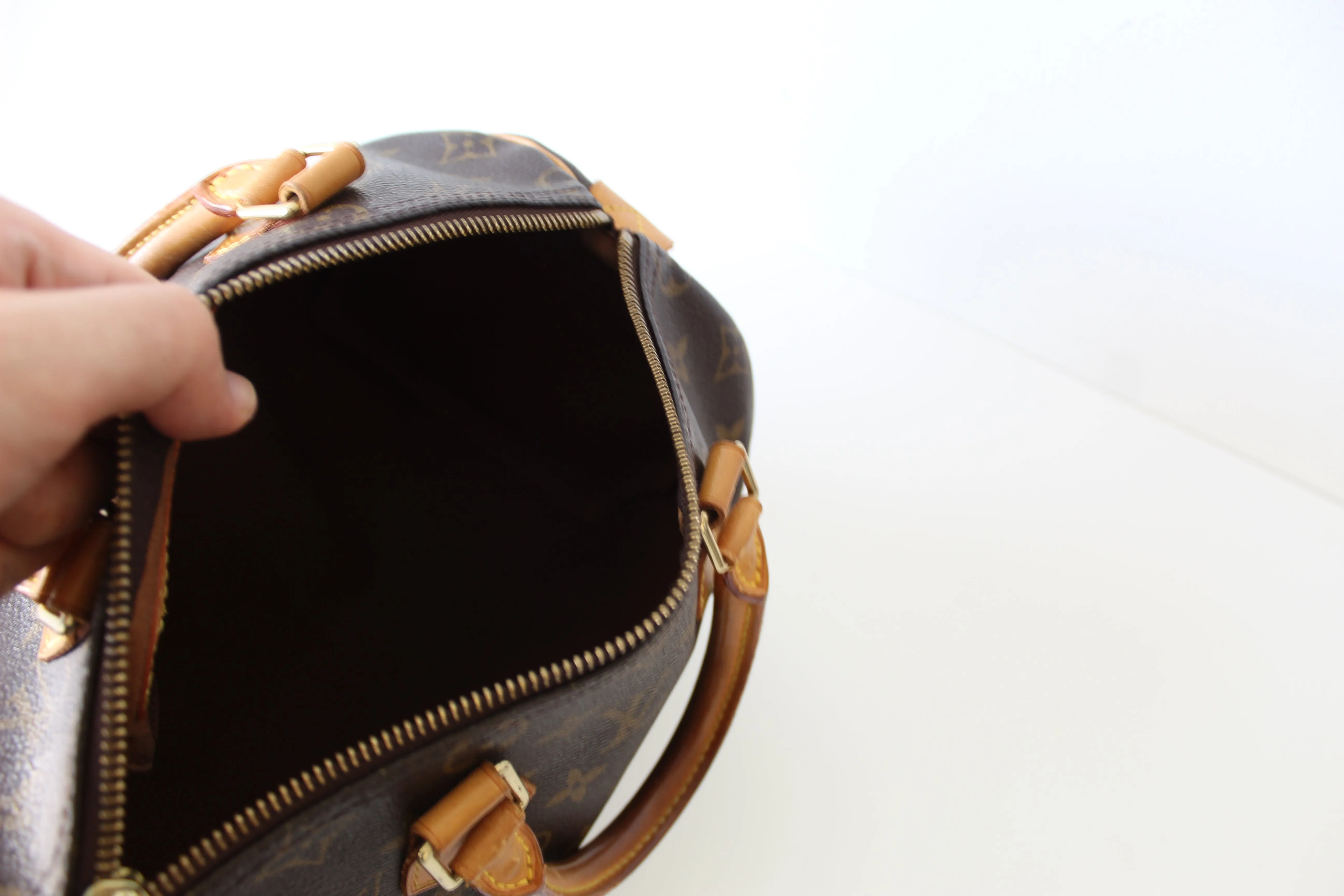 Louis Vuitton Speedy 25