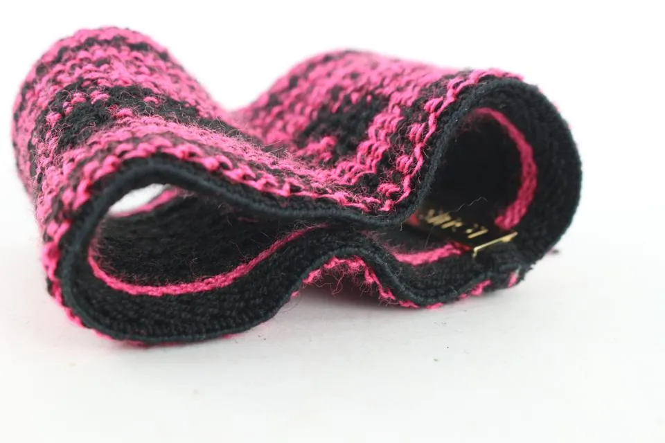 Louis Vuitton Stephen Sprouse Neon Pink Graffiti Wrist Band Gym Bracelet 431lvs61