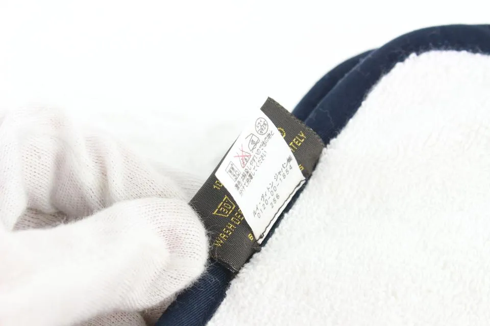 Louis Vuitton White x Navy LV Cup Gaston V BeachTowel 908lvs413