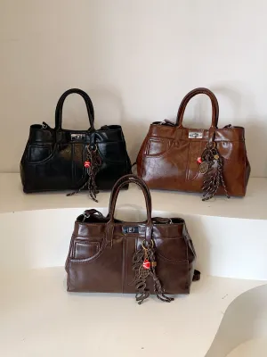 Luxe Charm PU Leather Handbag – With Signature Pendant