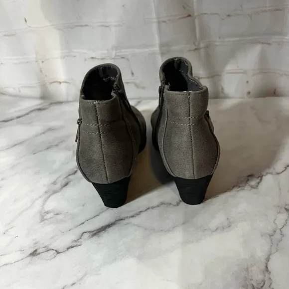 New Bella Vita Bobbie Bootie