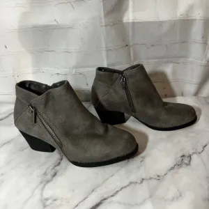 New Bella Vita Bobbie Bootie