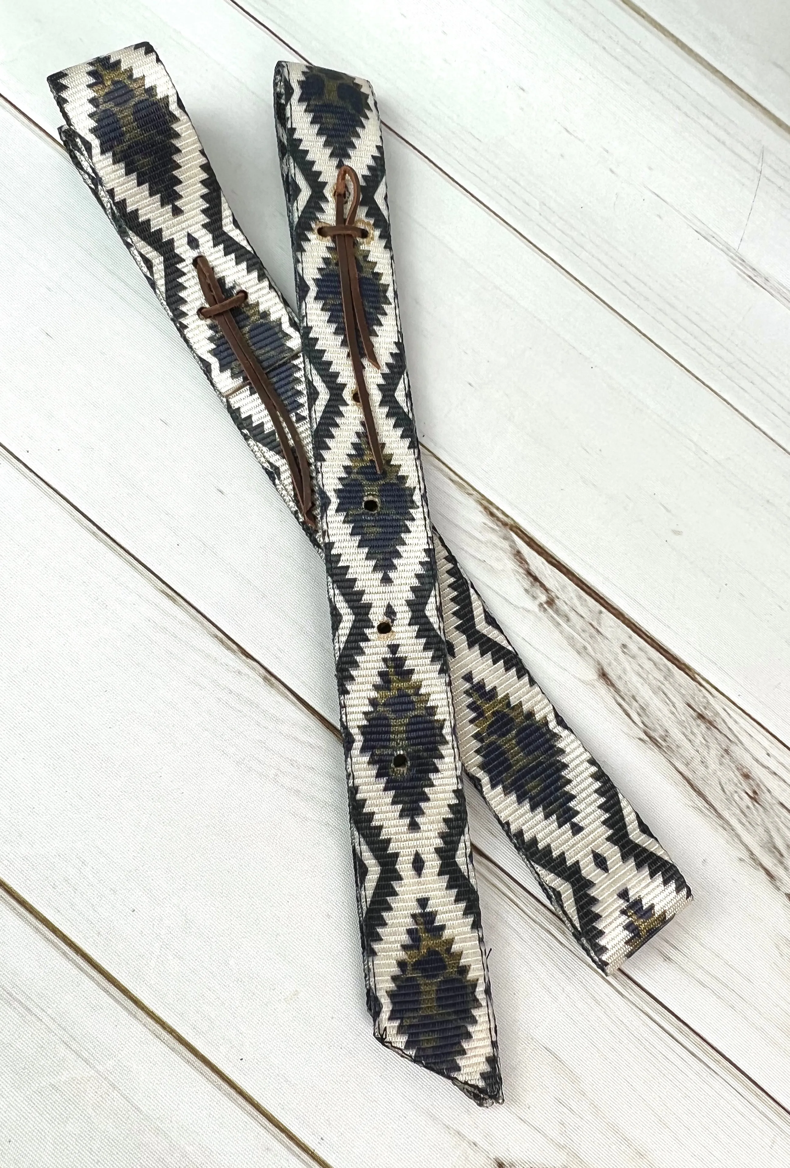 Olive Green and Black Aztec Leopard Pattern Cinch Strap Set
