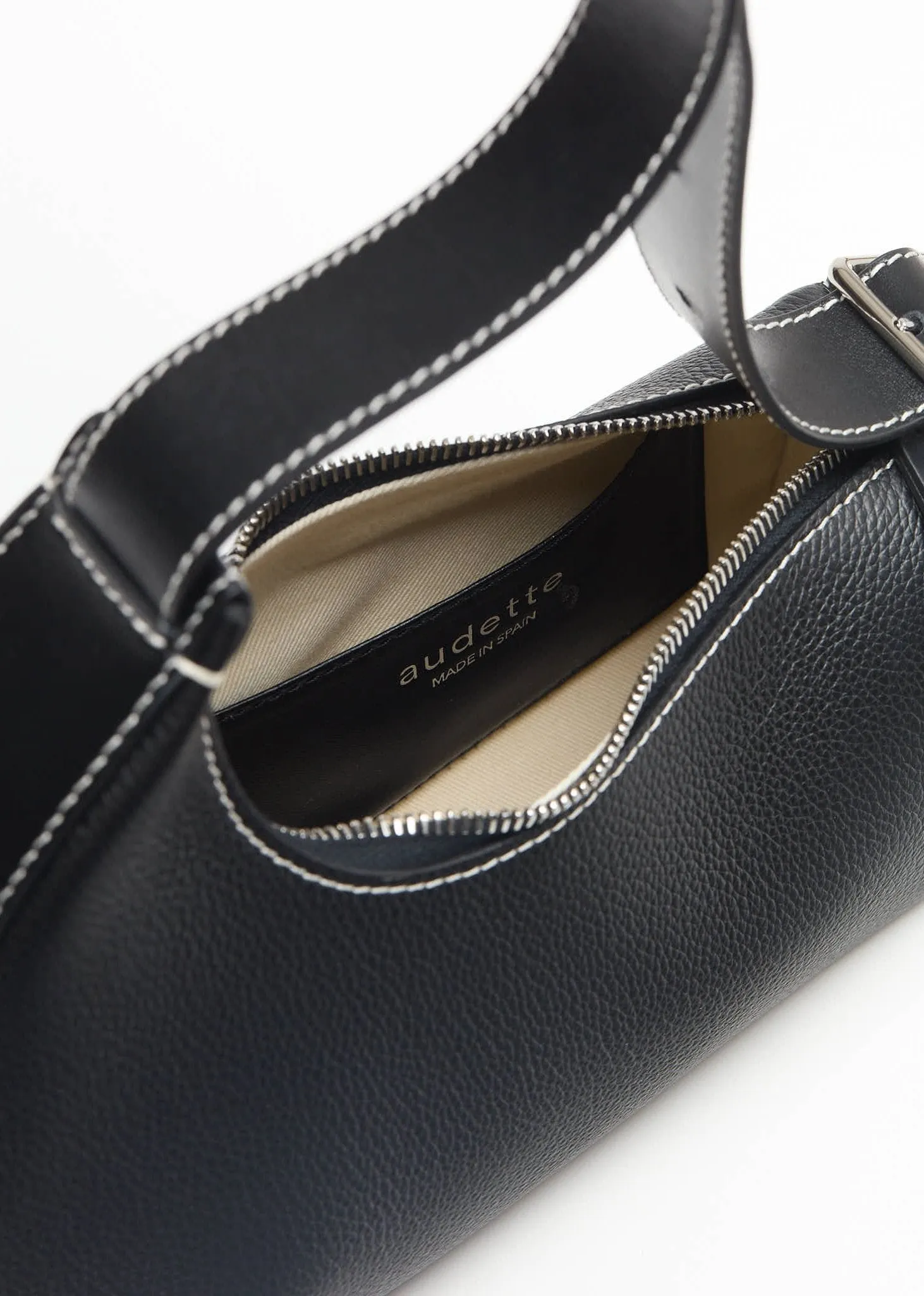 Petit Gondol - Black Grained