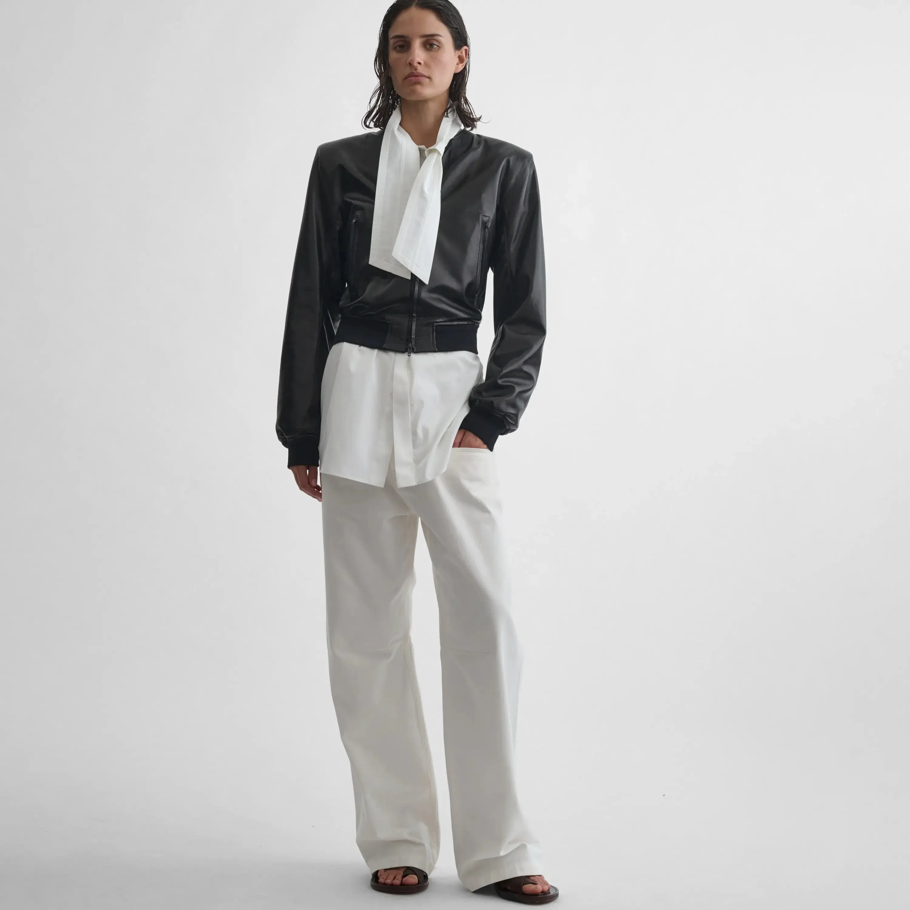 SHARP SHOULDER JACKET | black leather