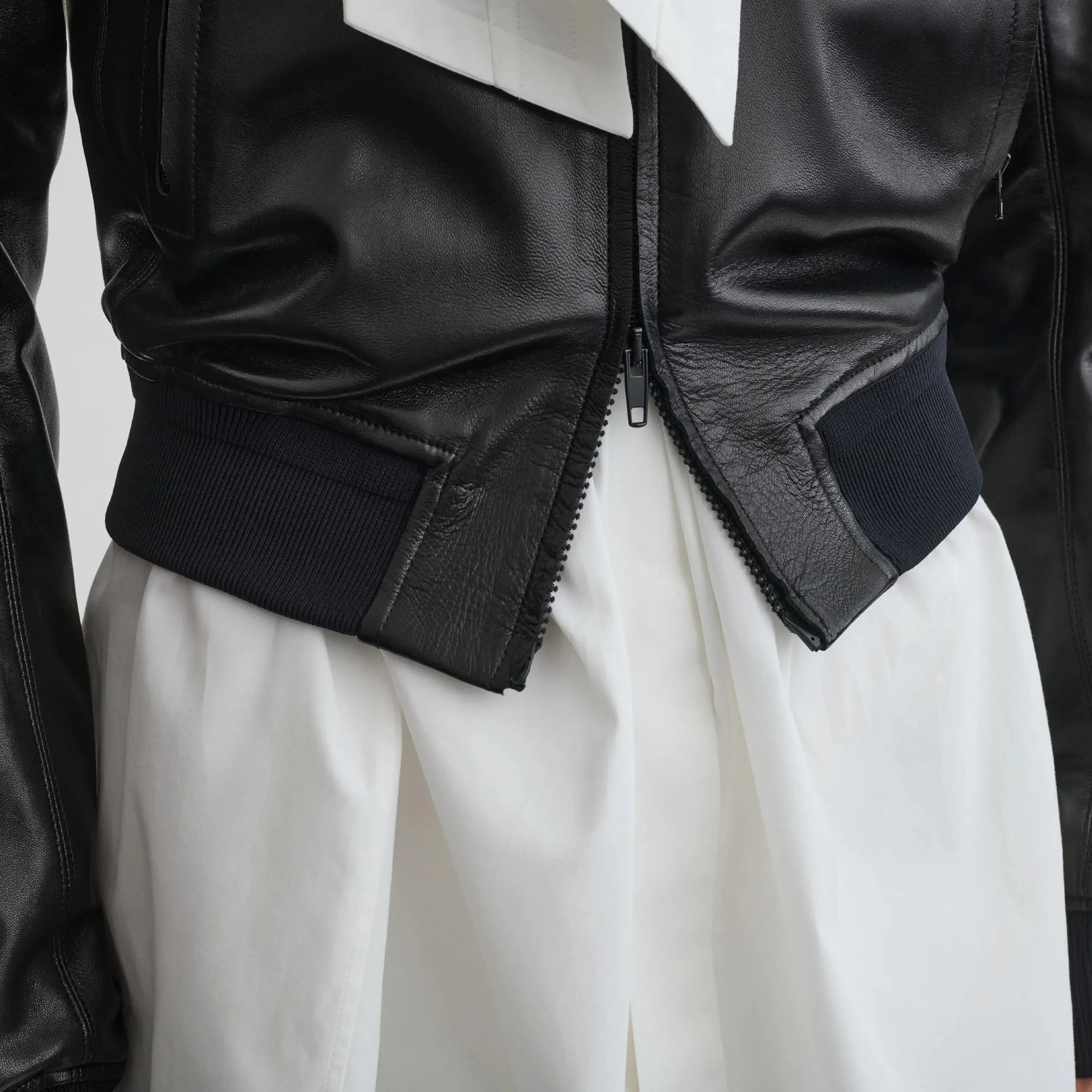 SHARP SHOULDER JACKET | black leather