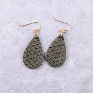 Teardrop earrings snakeskin texture gray