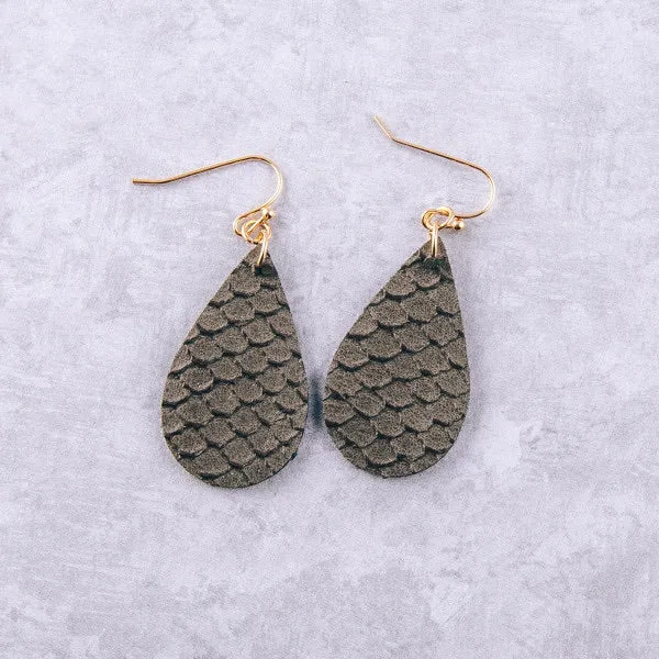 Teardrop earrings snakeskin texture gray