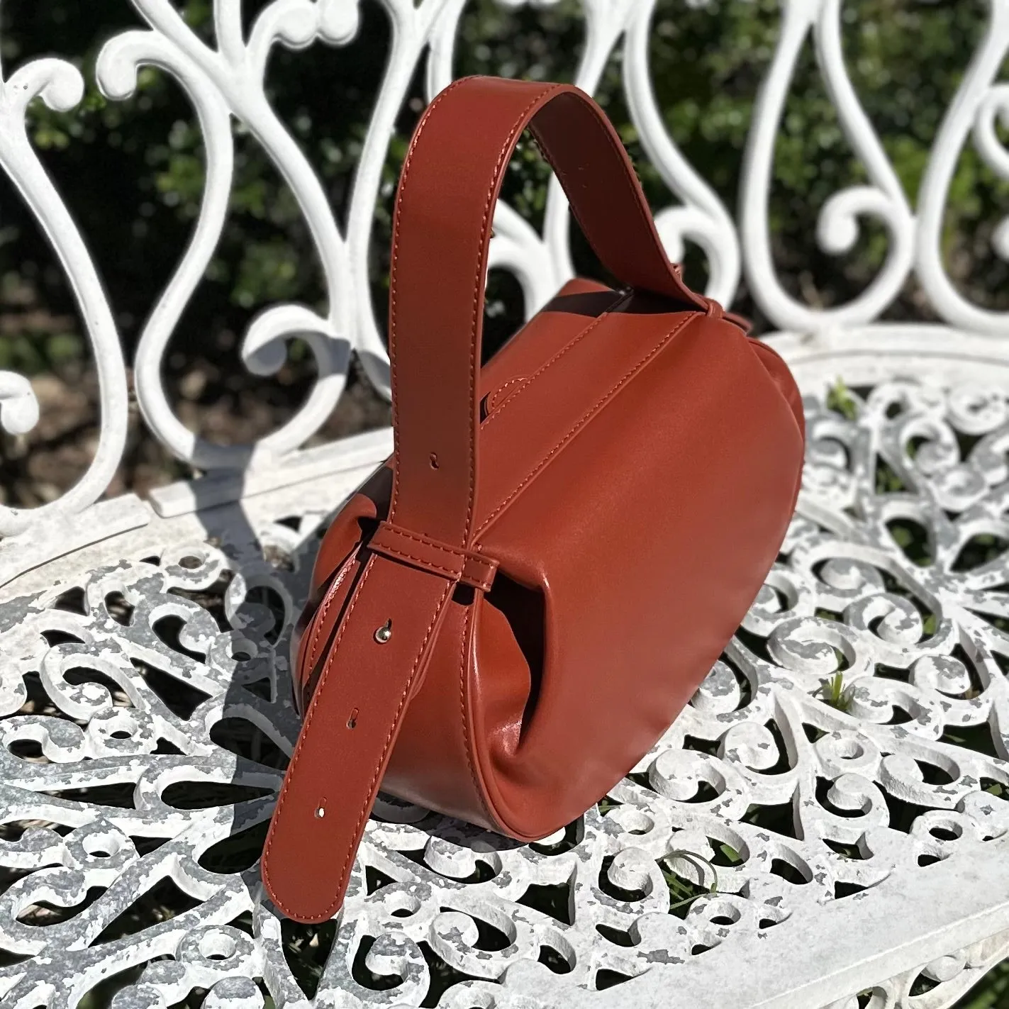 The BERLIN Bag in Vegan Leather | Black or Burnt Red