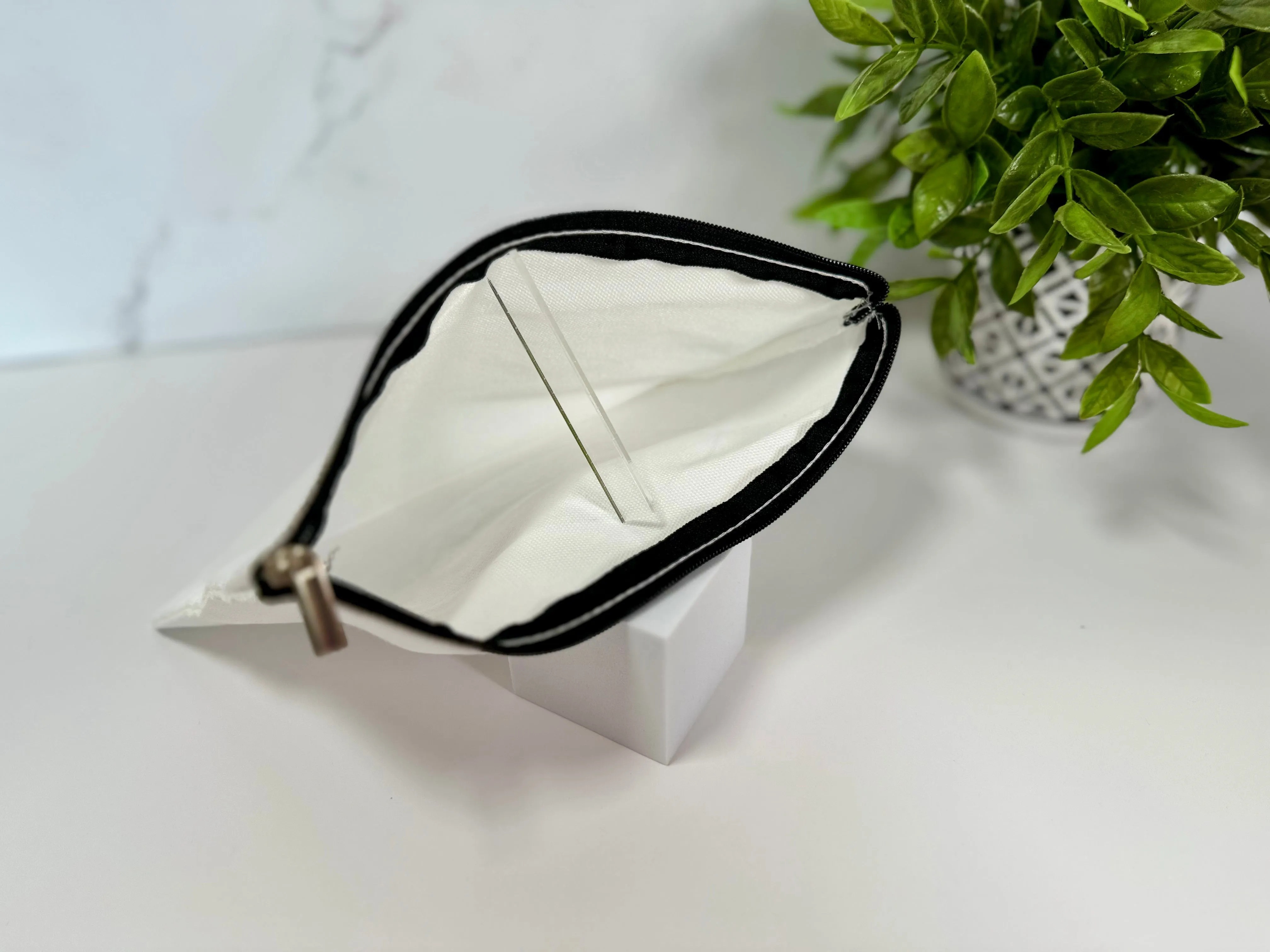 Velaris ACOTAR Zipper Bag