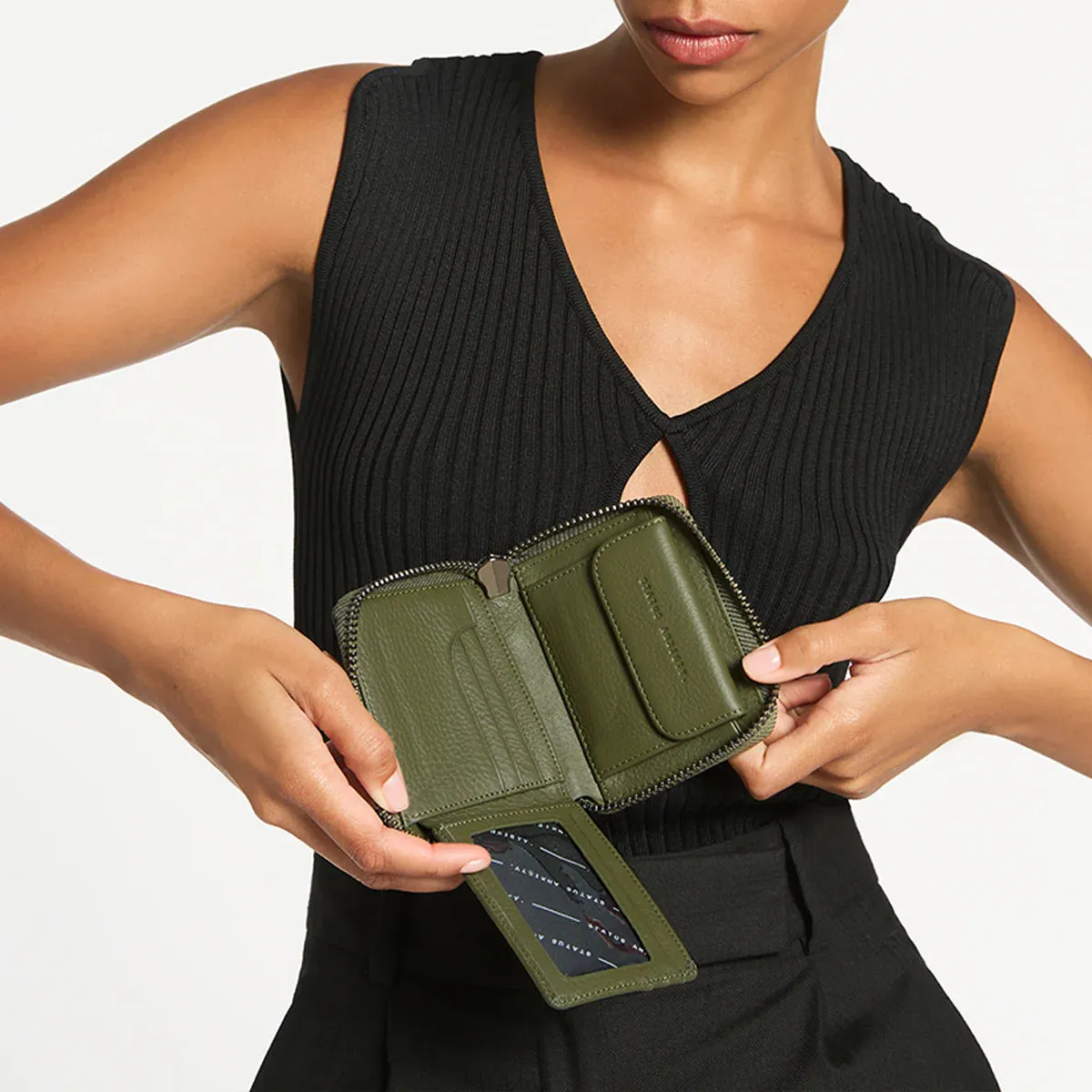 Wayward Wallet | Khaki Leather