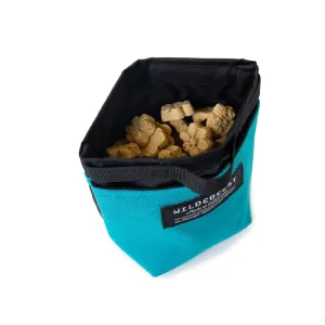 Wildebeest Alamo Dog Treat Pouch | Turquoise